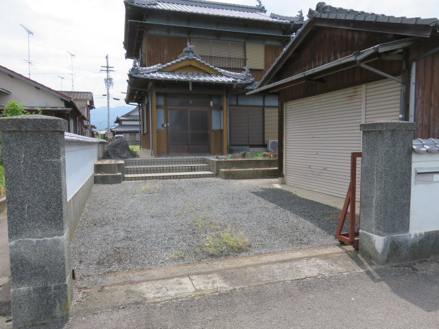 西条市河原津の中古一戸建