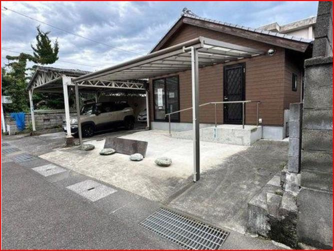 新居浜市新須賀町３丁目の中古一戸建