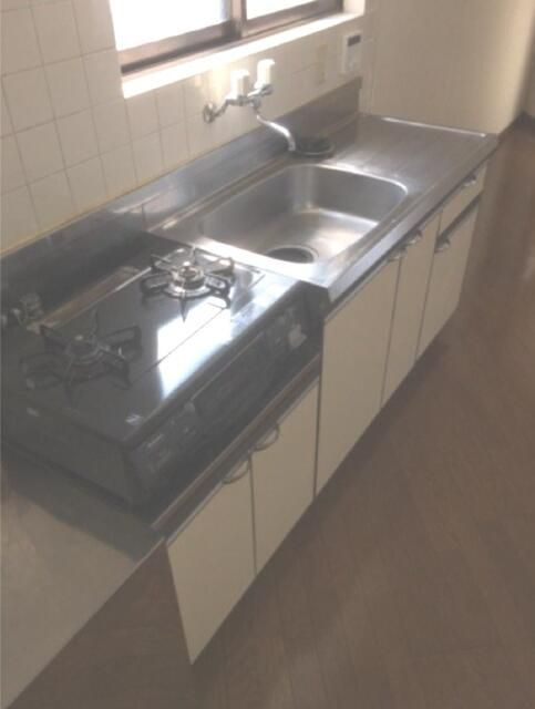 カーサケイワイＮｏ．２のキッチン