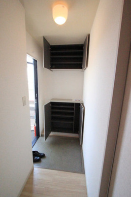 【玄関】 | シャルマンカマダ | 下駄箱設置　独立玄関