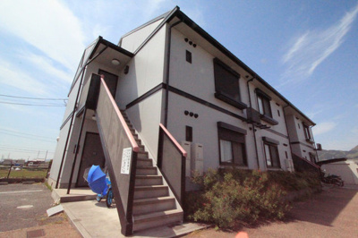 【外観】 | シャルマンカマダ | のどかな環境でのびのびライフ