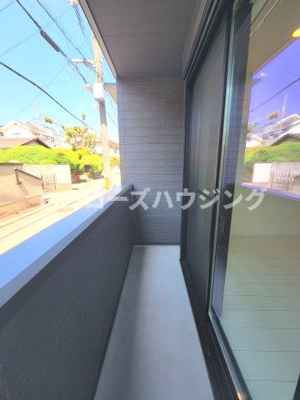 【バルコニー】 | リブレメゾン本町Ⅰ | ※同タイプの写真となり、実際のお部屋とは異なる場合があります
