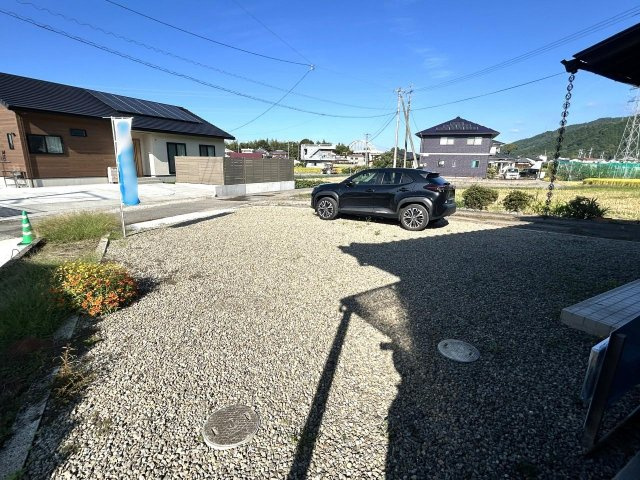 西条市中野甲の中古一戸建