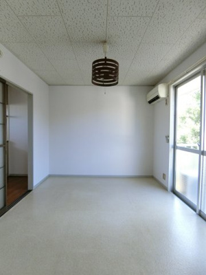 【洋室】 | アーバン錦町
