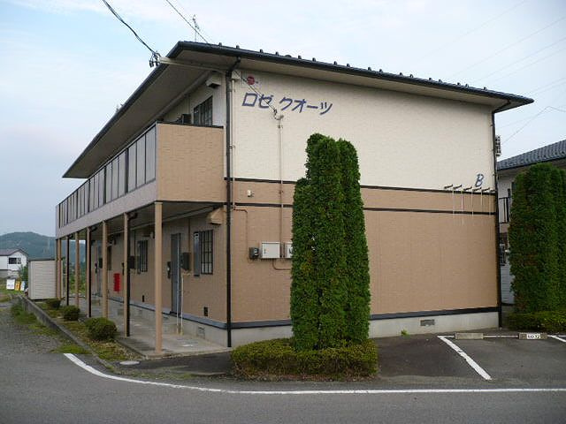ロゼ・クォーツB棟の外観