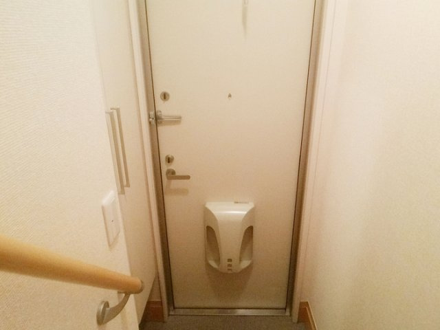 ベルメゾンⅡの玄関