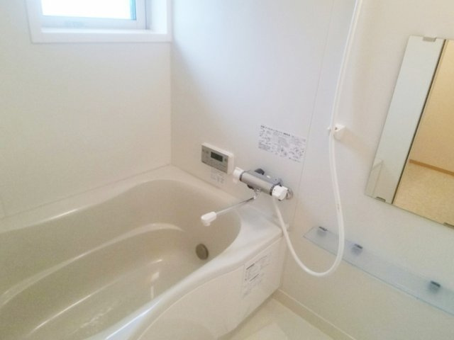 ベルメゾンⅡの浴室