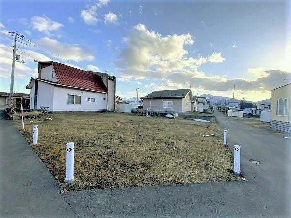 上川郡新得町西一条北２丁目の売地