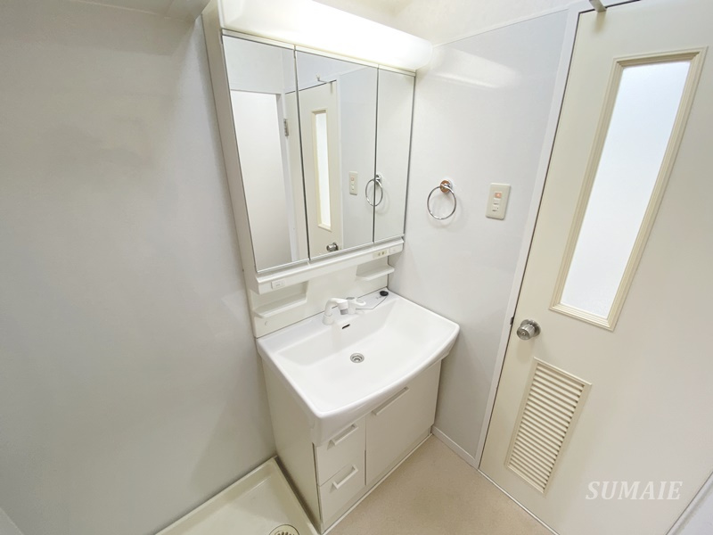 日東北袋ハイツの独立洗面台|独立洗面台です☆