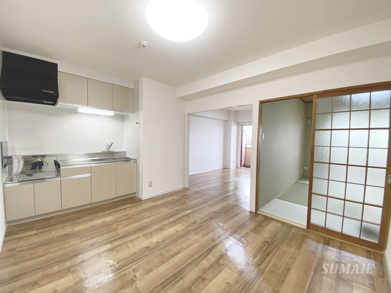 日東北袋ハイツの居間・リビング|13帖LDK☆