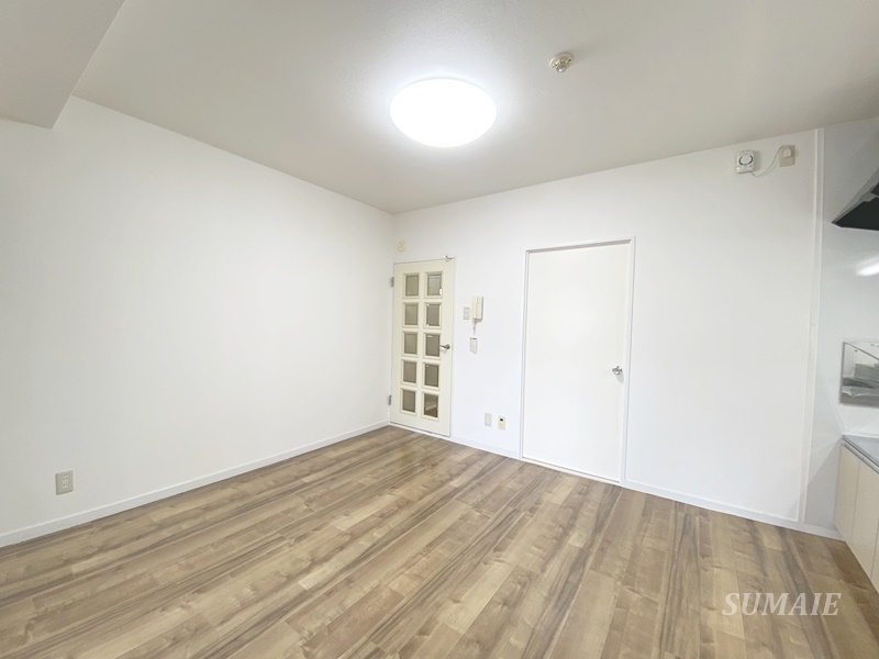 日東北袋ハイツの居間・リビング|広々リビングダイニング☆