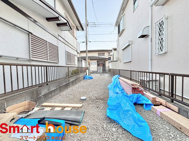 相模原市中央区陽光台第40　新築1棟の前面道路含む現地写真