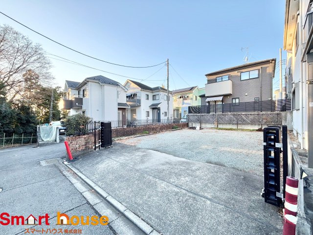 相模原市中央区陽光台　売地1区画の前面道路含む現地写真