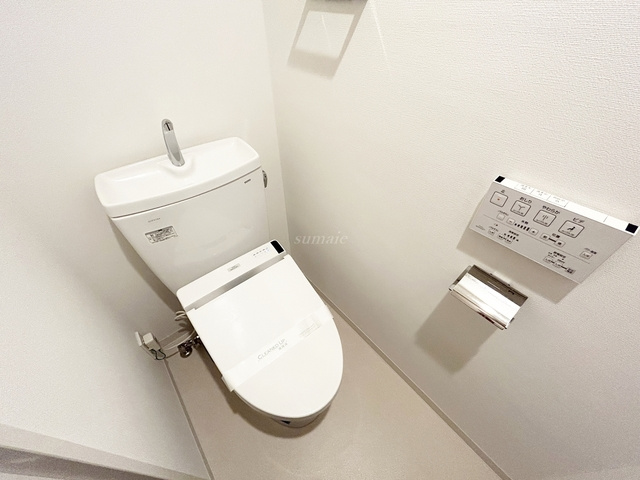 北区神谷１丁目の賃貸マンションのトイレ|温水洗浄便座ついてます☆