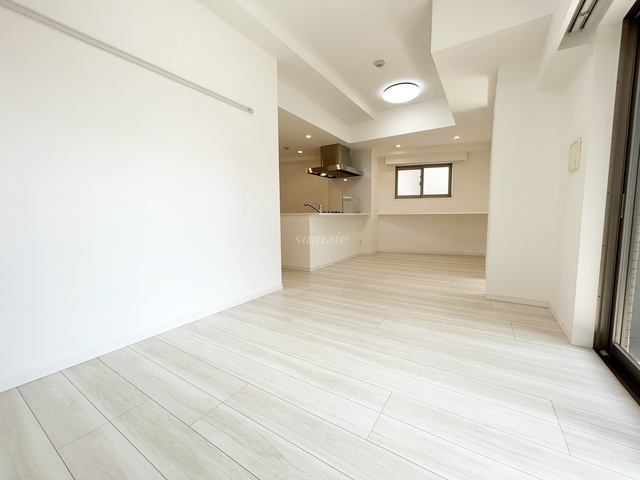 北区神谷１丁目の賃貸マンションの居間・リビング|13.8帖あるLDK☆