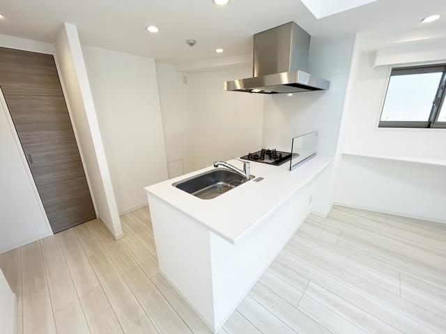 北区神谷１丁目の賃貸マンションのキッチン|開放的なオープンキッチン！