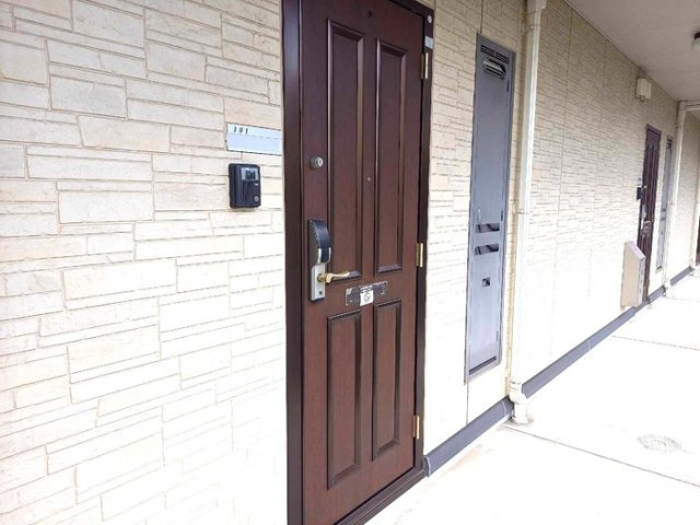 サウスクリスタルの玄関