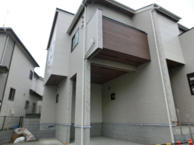 川越市仙波町　可変型3（4）LDK+カースペース２台付き　新築戸建ての外観