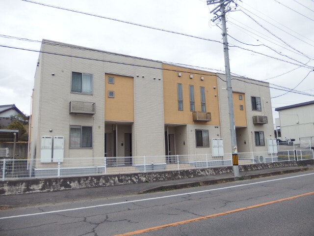 Ｌａ　Ｍｅｒｅ　真伝の外観