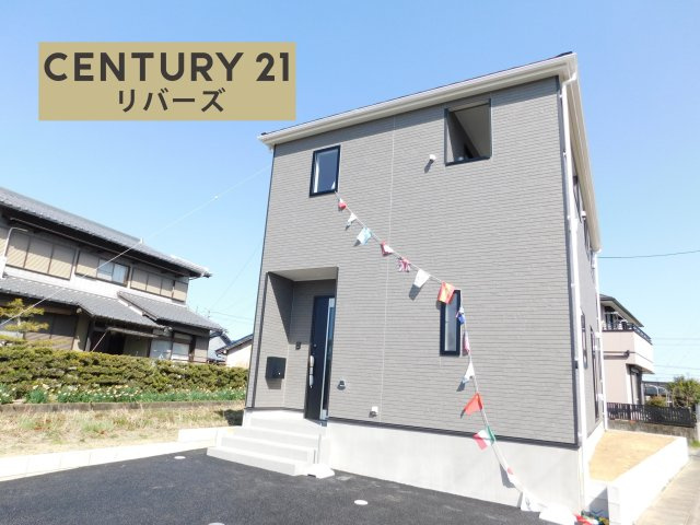 弥富市五之三町川平の新築一戸建の外観|◇オール電化住宅◇　　いつでも見学出来ます♪♪（お問合せ当日、平日、水曜、夜間でもＯＫ）　南西角地！　敷地４８．５２坪！　駐車４台ＯＫ！　防犯カメラやＥＶ車充電完備！　全居室南向き♪