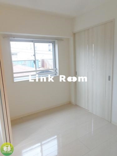 グローベルザ・スイート森下の居間・リビング