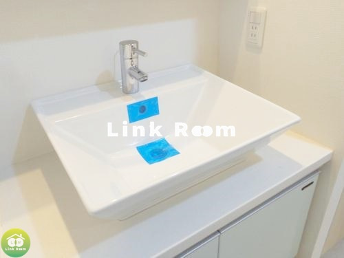 グローベルザ・スイート森下の洗面所