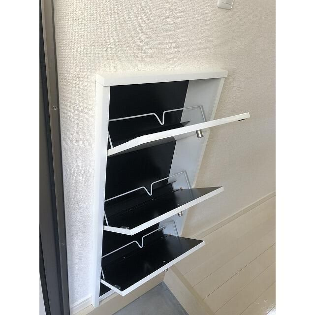 コンパートメントハウス鳩ヶ谷Ⅱの玄関