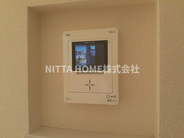 ラ　ビアンデ篠山Ⅰのセキュリティ|ＴＶインターホン付きで安心ですね♪