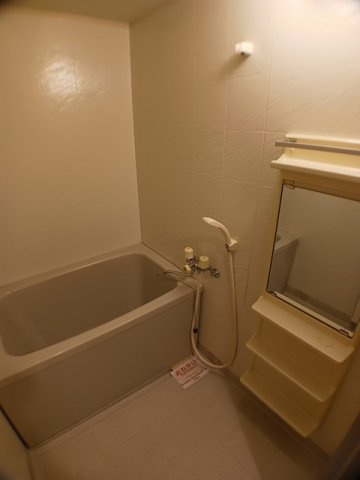 メゾンド・アスカ　Ａ棟の浴室