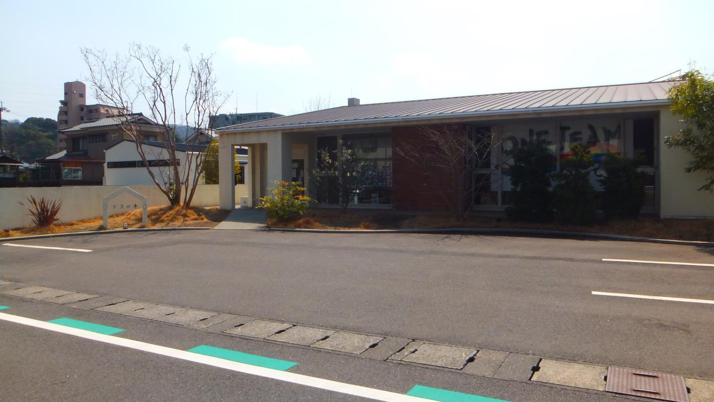 【周辺】ドゥペール下郡６番館