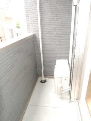 【バルコニー】 | ウォーターフロントＢ | バルコニーからの眺めを楽しみながら食事をしませんか