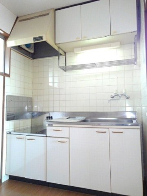 【キッチン】 | コーポ井出 | コンパクトなキッチンで掃除もラクラク