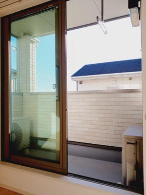 【バルコニー】 | コウジィ－コ－トⅢ | お洗濯にも便利なバルコニー付き