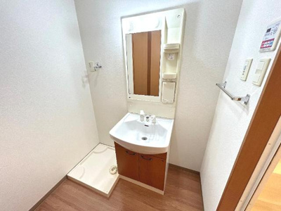 【洗面所】 | 中宿ベース | 洗髪洗面化粧台