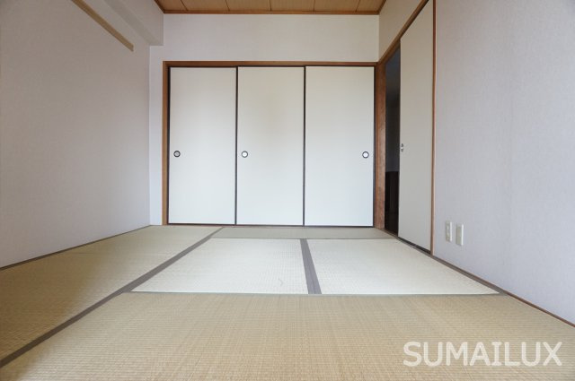 熊本市中央区小沢町の賃貸マンションの和室