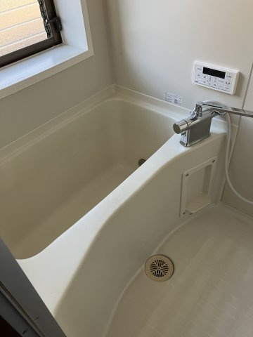 大嶽様戸建ての浴室