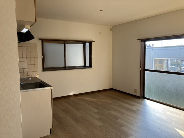 大嶽様戸建ての居間・リビング