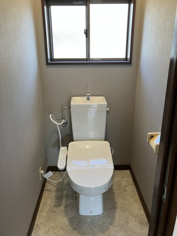 大嶽様戸建てのトイレ