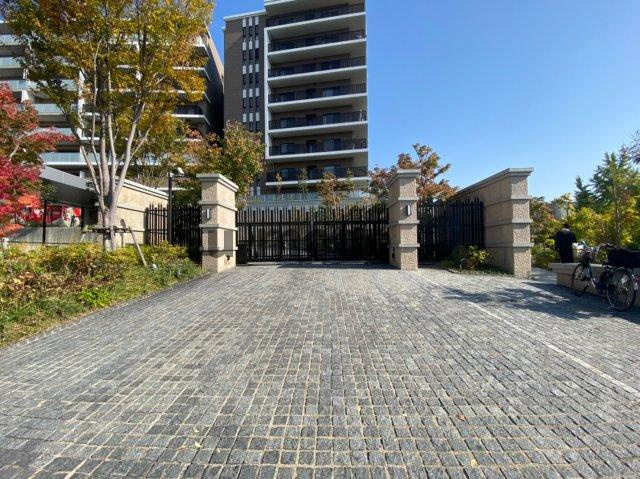 ブリリアシティ千里丘の周辺