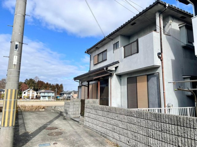 東近江市五個荘中町の中古一戸建