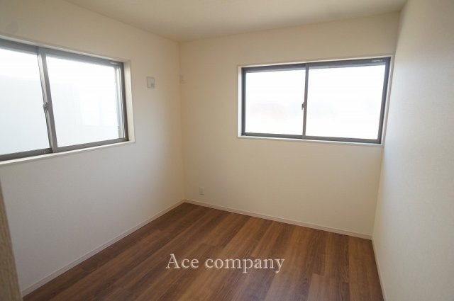 【内装】 | 八尾市小畑町2丁目　【2号棟/全4棟】 | 【2階：ストレージルーム】