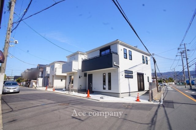 【前面道路含む現地写真】 | 八尾市小畑町2丁目　【2号棟/全4棟】 | 【西側：前面道路幅員6.7ｍ☆】×【南側：前面道路幅員6.8ｍ☆】