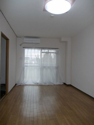 【居間・リビング】 | ニューサンライズ