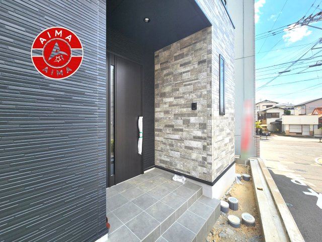 那珂川市片縄東1丁目第4-1棟（1号棟）の玄関|おでかけの時も帰った時も、「我が家」を最初に感じでもらえる素敵な空間に。