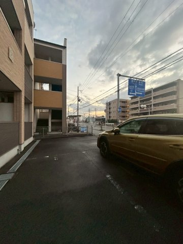 フジパレス浜寺ノース1番館の駐車場