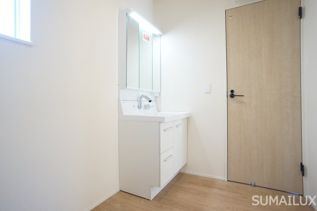 熊本市中央区出水６丁目の一戸建ての洗面所