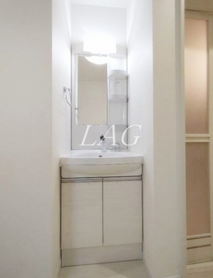 【洗面所】 | ソルナクレイシア平和台 | 洗面台です。