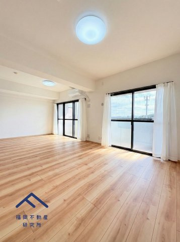 アーサー宗像アクシスの居間・リビング