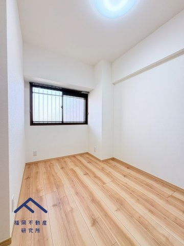 アーサー宗像アクシスの洋室