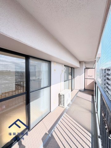 アーサー宗像アクシスのバルコニー